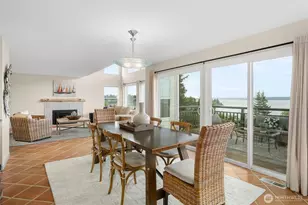10879 Bill Point Cir NE, Bainbridge Island, WA 98110 - Photo 15