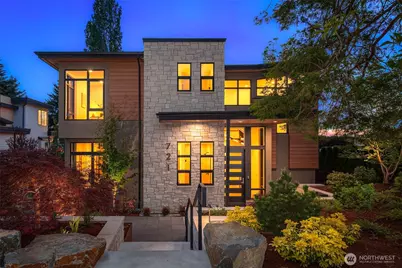 721 2nd Street S, Kirkland, WA 98033 - Photo 1