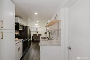 2122 15th St, Bremerton, WA 98312 - Photo 11