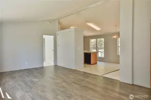 4717 Hansen Dr, Clinton, WA 98236 - Photo 3