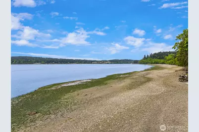 14517 Henderson Road NE, Bainbridge Island, WA 98110 - Photo 37
