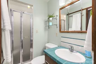14517 Henderson Rd NE, Bainbridge Island, WA 98110 - Photo 19