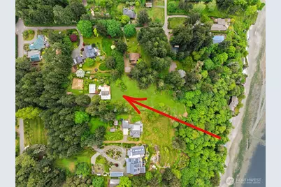 14517 Henderson Road NE, Bainbridge Island, WA 98110 - Photo 3