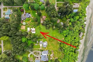 14517 Henderson Rd NE, Bainbridge Island, WA 98110 - Photo 3
