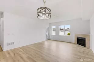 14915 38th Dr SE, Bothell, WA 98012 - Photo 13