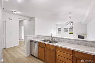 14915 38th Dr SE, Bothell, WA 98012 - Photo 5