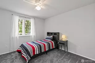 945 SW Moffett Ln, Port Orchard, WA 98367 - Photo 21