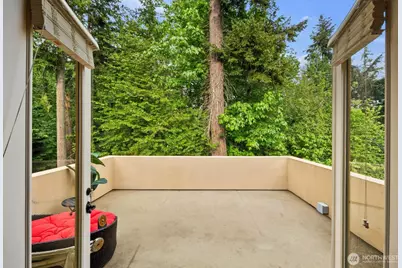 2010 222nd Avenue SE, Sammamish, WA 98075 - Photo 25