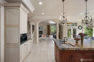 2010 222nd Ave SE, Sammamish, WA 98075 - Photo 11