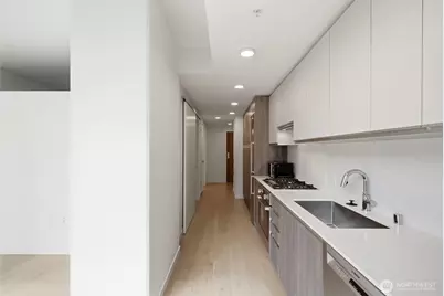 800 Columbia Street #702, Seattle, WA 98104 - Photo 3