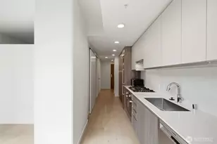 800 Columbia St, Seattle, WA 98104 - Photo 3