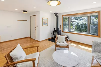520 N 79th Street, Seattle, WA 98103 - Photo 7