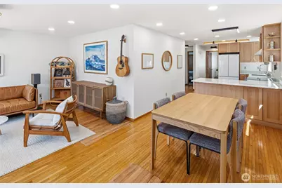 520 N 79th Street, Seattle, WA 98103 - Photo 11