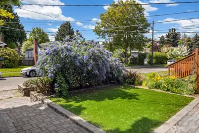 520 N 79th Street, Seattle, WA 98103 - Photo 29