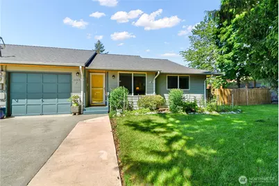 8223 47th Avenue NE #2, Marysville, WA 98270 - Photo 1