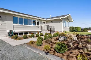 1387 Scenic Heights Rd, Oak Harbor, WA 98277 - Photo 5
