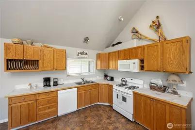 552 Bill Shaw Road, Pateros, WA 98846 - Photo 17