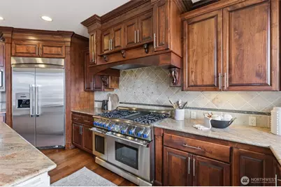 2734 NE Daphne Street, Issaquah, WA 98029 - Photo 17