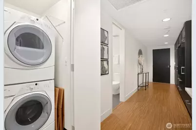 820 Blanchard Street #910, Seattle, WA 98121 - Photo 17