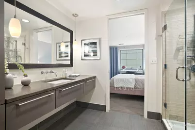 820 Blanchard Street #910, Seattle, WA 98121 - Photo 15