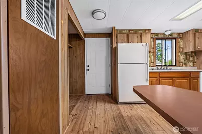 1210 35th Street, Seaview, WA 98644 - Photo 11