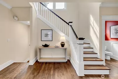 333 N 78th Street, Seattle, WA 98103 - Photo 17