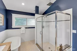 333 N 78th St, Seattle, WA 98103 - Photo 23