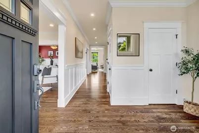 333 N 78th Street, Seattle, WA 98103 - Photo 3