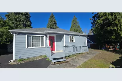 12053 70 Th Avenue S, Seattle, WA 98178 - Photo 1