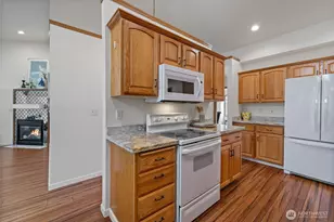 1069 5th, Steilacoom, WA 98388 - Photo 9