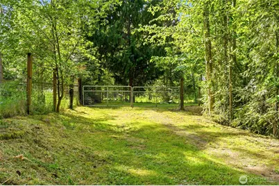 24015 SE 380th Street, Enumclaw, WA 98022 - Photo 35
