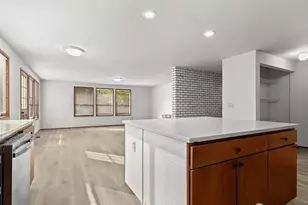 5008 NE 2nd St, Renton, WA 98059 - Photo 5