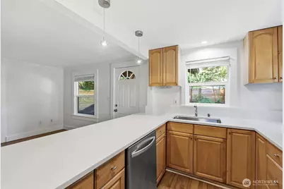 5444 40th Avenue SW, Seattle, WA 98136 - Photo 7