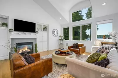 13130 Holmes Point Drive NE, Kirkland, WA 98034 - Photo 15