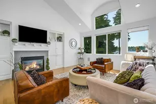 13130 Holmes Point Dr NE, Kirkland, WA 98034 - Photo 15