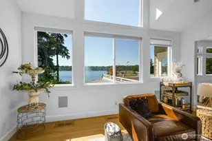 13130 Holmes Point Dr NE, Kirkland, WA 98034 - Photo 17