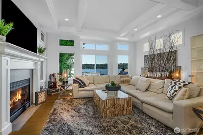13130 Holmes Point Drive NE, Kirkland, WA 98034 - Photo 5