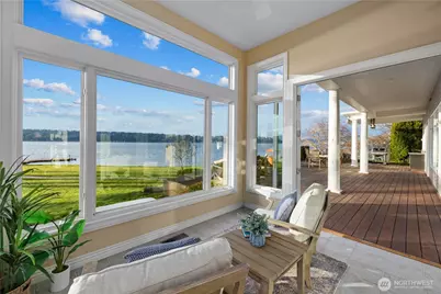 649 E Lake Sammamish Parkway SE, Sammamish, WA 98074 - Photo 7
