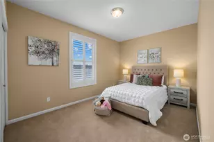 649 E Lake Sammamish Pkwy SE, Sammamish, WA 98074 - Photo 29