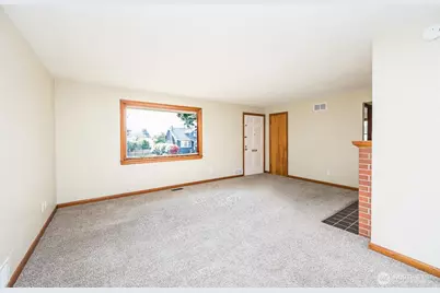 6521 S Park Ave, Tacoma, WA 98408 - Photo 7