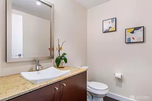 909 5th Ave, Seattle, WA 98104 - Photo 21