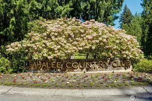 2422 Sahalee Dr W, Sammamish, WA 98074 - Photo 27