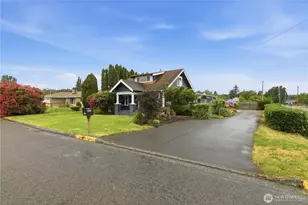 1002 7th St SW, Puyallup, WA 98371 - Photo 3