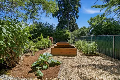 7811 S 112th Street, Seattle, WA 98178 - Photo 29