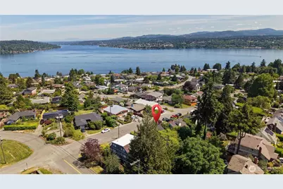 7811 S 112th Street, Seattle, WA 98178 - Photo 3