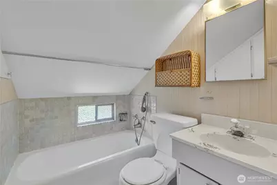 7811 S 112th Street, Seattle, WA 98178 - Photo 23