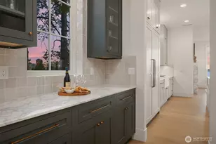 1031 McGilvra Blvd E, Seattle, WA 98112 - Photo 11