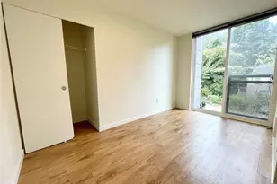 2249 NE 46th St, Seattle, WA 98105 - Photo 7