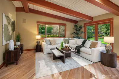 7816 NE 32nd Street, Medina, WA 98039 - Photo 13