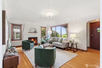1560 28th Avenue W, Seattle, WA 98199 - Photo 5